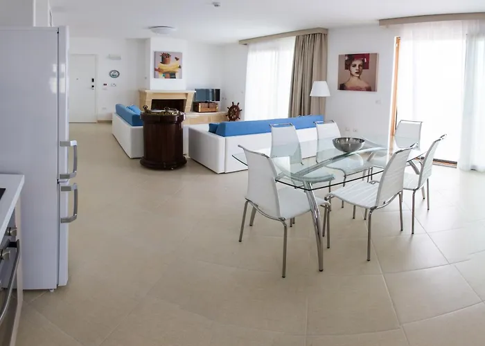 Aparthotel La Corte Di Leuca 4*
